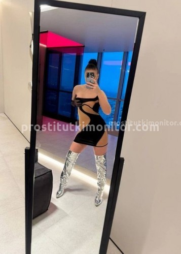 Марина, Г. Петродворец